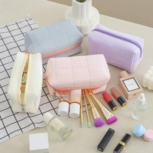 Makeup Pouch